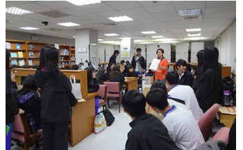 臺北市立成淵高中同學參訪本局國家檔案及圖書閱覽中心情形