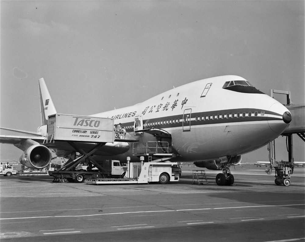 圖14 華航747客機
