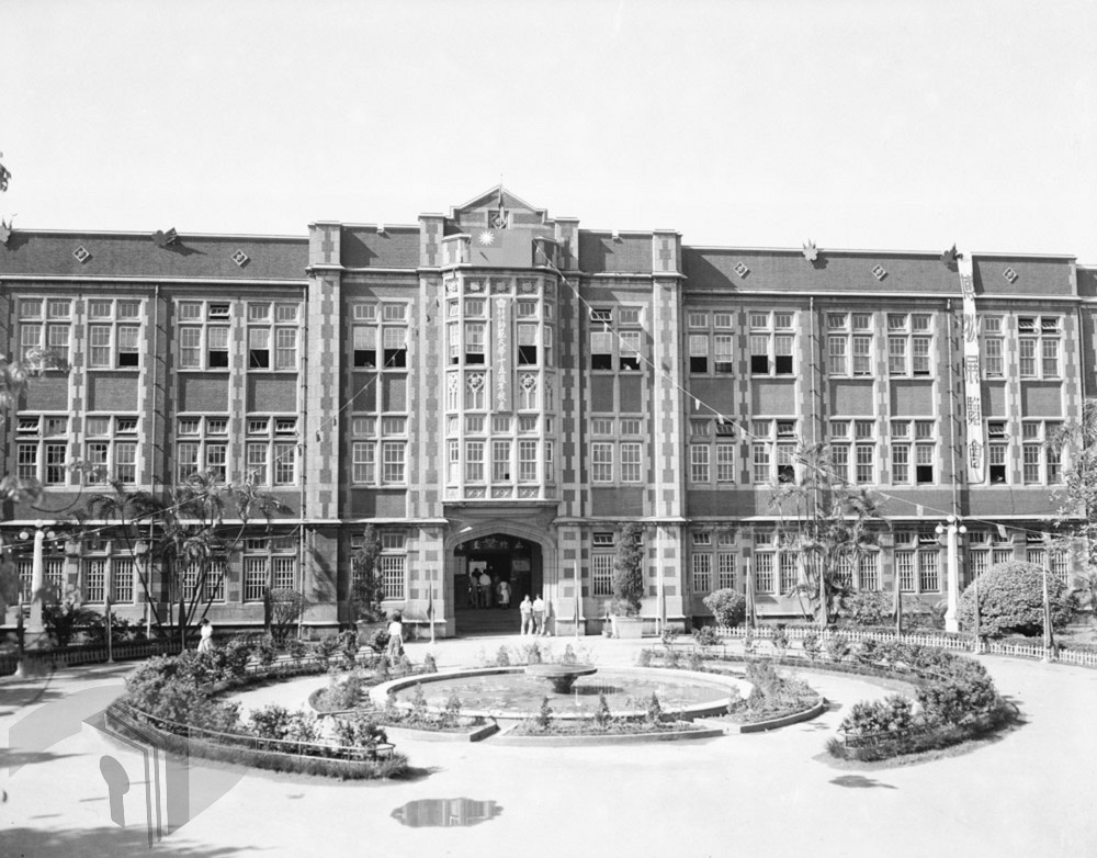 03 行政大樓為日治時期的建築